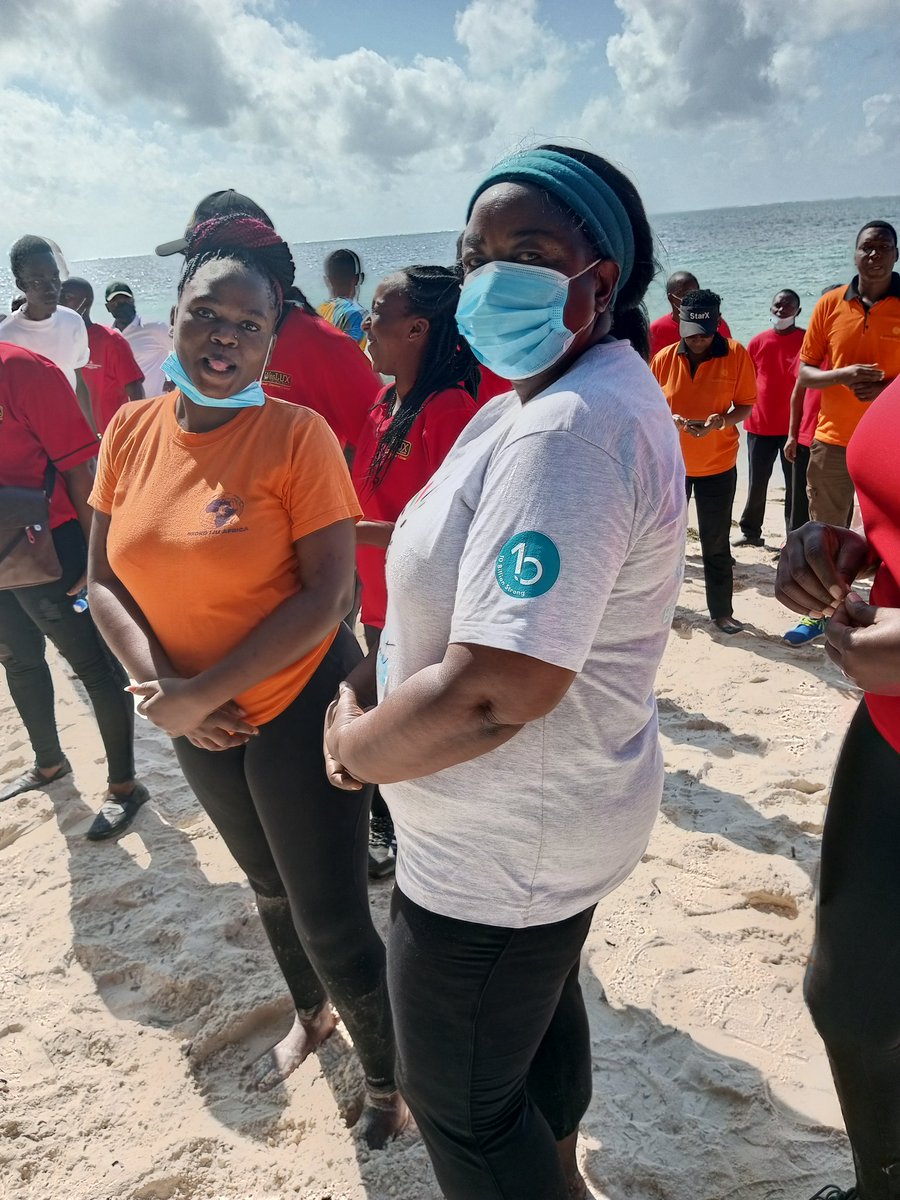 Peace clean up. Fronting a Peaceful election. With Kenya hoteliers, tourism and other stake holders we came together for a greater Country, climate and Environment. Greater is coming. Alumni 10biliion strong.