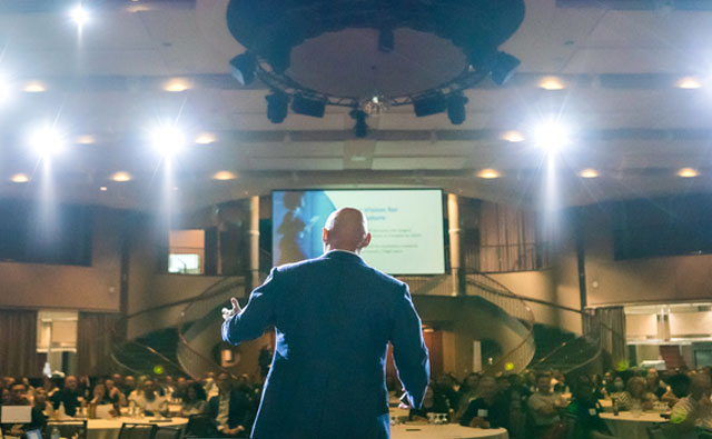 DUCACU's tweet image. All DUCA employees gathered to participate in DUCA Day! Not only was it wonderful to see everyone in person, but we also had an opportunity to review our performance, share future plans, and prepare ourselves to continue serving our Members and communities! #GettingFutureReady