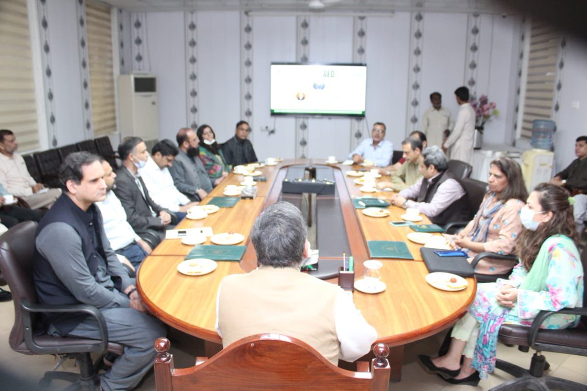 Murad Raas tweet media