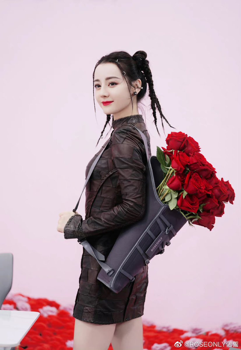 bai_lu_twh's tweet photo. #dilraba #dilireba #迪丽热巴🇨🇳😍😍😍
#Roseonly
Roseonly Livestream https://t.co/HeOSxvrNCv