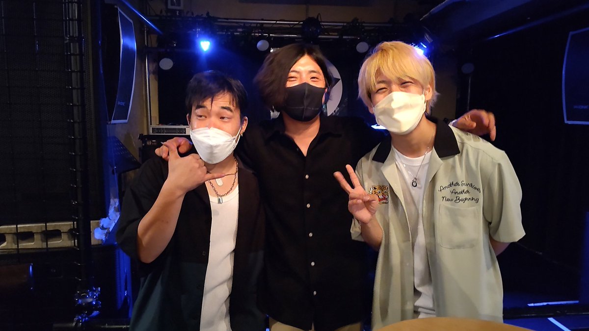 yu_tan1020's tweet photo. #miyabi-gt(s:cod)
#常陸淳
#qupe
miyabiさん主催ライブ!
それもqupe11周年✨
おめでとうございます!
急に決まった代打の淳くん😭✨
゚+。:.゚(*゚Д゚*)キタコレ゚.:。+゚
アキラさんたのし〜ぃ🤭
最高のライブでした!🤩 https://t.co/GMWKdoIEXC