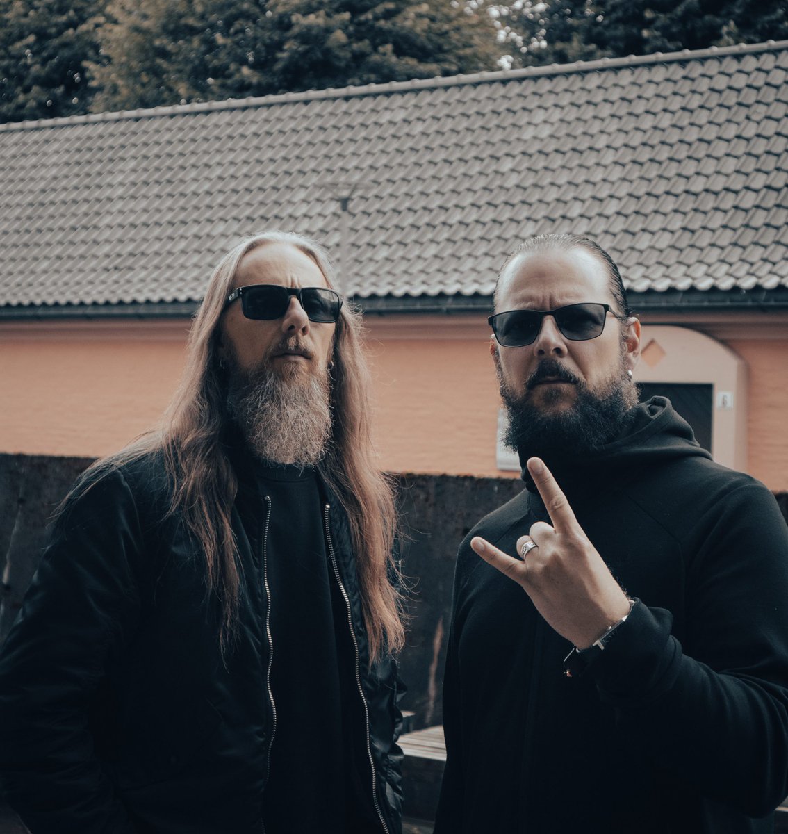 Orm_666's tweet photo. Met two metal gods in Bergen yesterday 🔥🤘
#blackmetal #emperor #samoth #ihsahn https://t.co/gpGvsQCS3f
