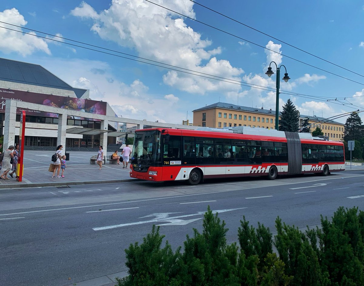SiteSpotting's tweet photo. Škoda – 31Tr SOR (744) Slovakia – Prešov

https://t.co/L4VhWoDafw https://t.co/fBUAXZzYNe