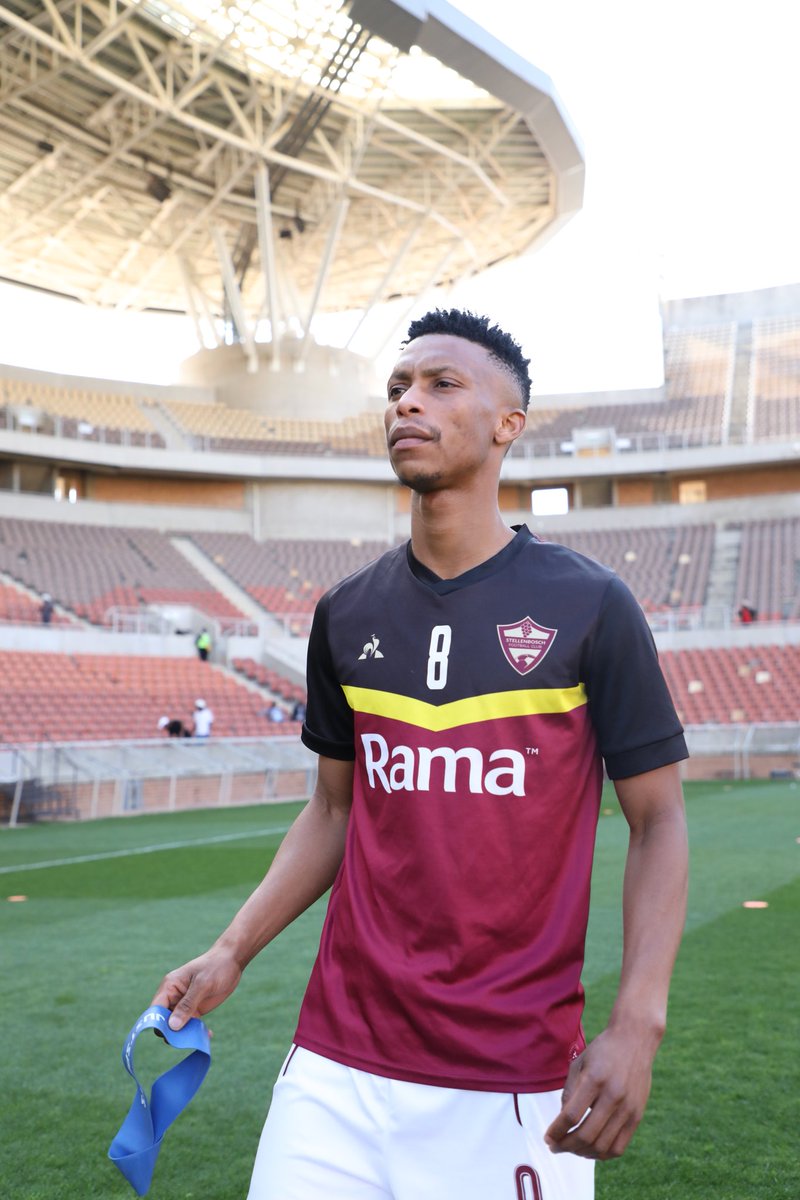 StellenboschFC's tweet photo. Debut start for #Nduli 👏

#StellenboschFC #ProudlyStellenbosch 🍇
#WeAreOne https://t.co/YqvyXzaO1s