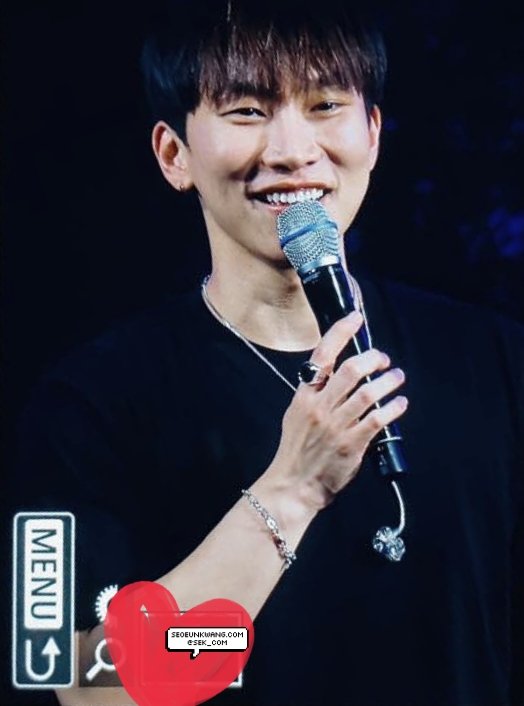 sek_com's tweet photo. 220806
나..난..토마토지롱 ㅜ^ㅜ!!

#광쁨 #광잘 #광멋 #광귀
#은광 #EUNKWANG #ｳﾝｸﾞｧﾝ
#비투비 #BTOB
@BTOB_SEKwang https://t.co/xJX4s5966C