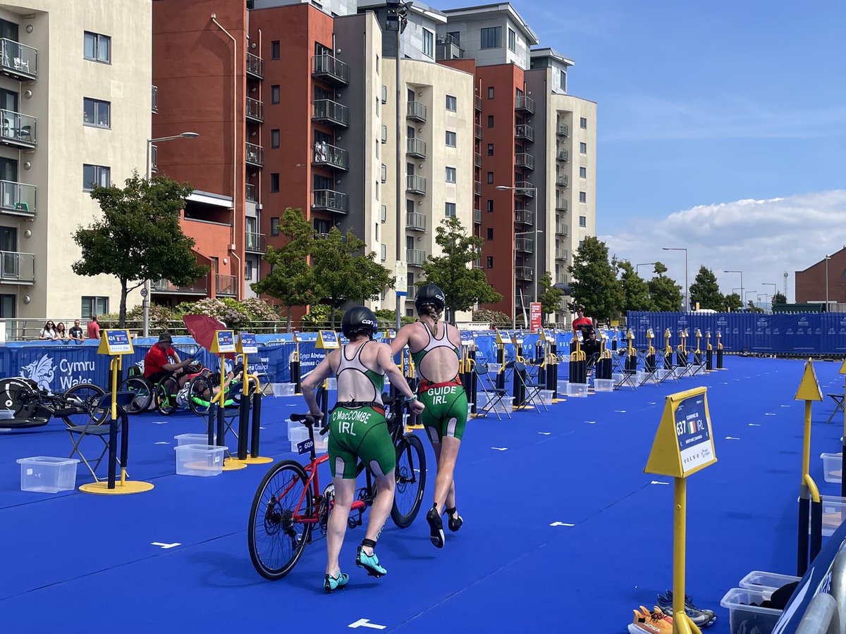 Ac i ffwrdd â nhw!

Mae’r athletwyr cyntaf wedi cychwyn o Ddoc Tywysog Cymru ger ein Campws hyfryd yn SA1 Glannau Abertawe. 

Pob lwc!

#WTPSSwansea

@worldtriathlon @VolvoCarUK @SwanseaCouncil @visitwales @VisitSwanseaBay @BritTri