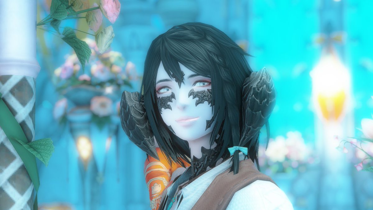 RasmureTime's tweet photo. A Howl's Moving Castle getup for our EB?? More likely than you'd think 😳 Anyways, ily ACTUAL wifey!! @lauvhardt https://t.co/W7OkcHp033