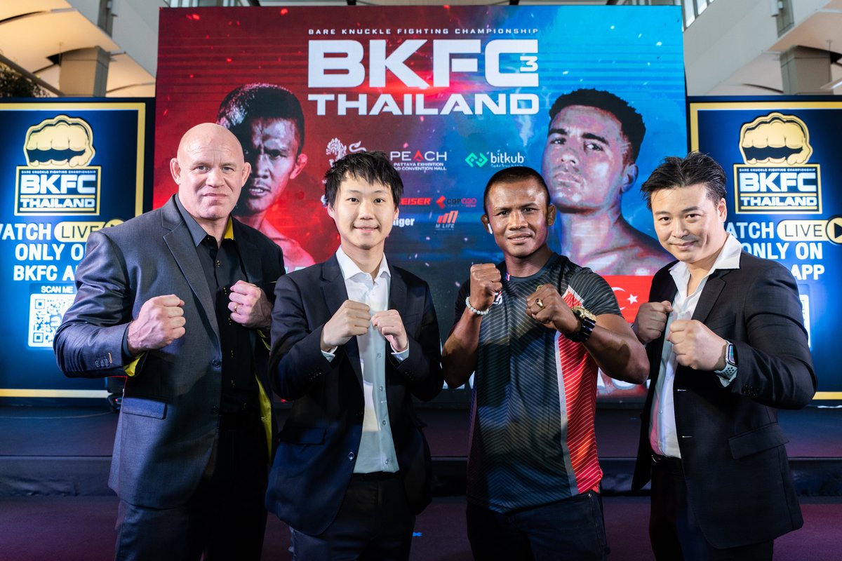 toppjirayut's tweet photo. ผมขอนำภาพบรรยากาศวันงานแถลงข่าว BKFC Thailand 3 ที่ทาง Bitkub ได้ร่วมเป็นหนึ่งในผู้สนับสนุนรายการนี้มาให้ทุกท่านได้ชมนะครับ
โดยมีคู่ดวลอย่างคุณ บัวขาว บัญชาเมฆ และ Erkan Varol มาร่วมงานก่อนขึ้นชกจริงในวันที่ 3 ก.ย. นี้ครับ
#BKFC3 #BKFC #BKFCThailand #BUAKAW #บัวขาว #Bitkub https://t.co/K2xdeWFck9