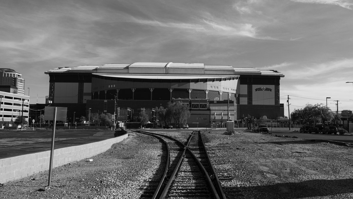tim_daugherty's tweet image. Site visit for a new project coming online.   Put me in coach!  #SiteAnalysis #FridayFieldTrip #LandscapeArchitecture #UrbanDesign #DowntownPhoenix #ChaseField
