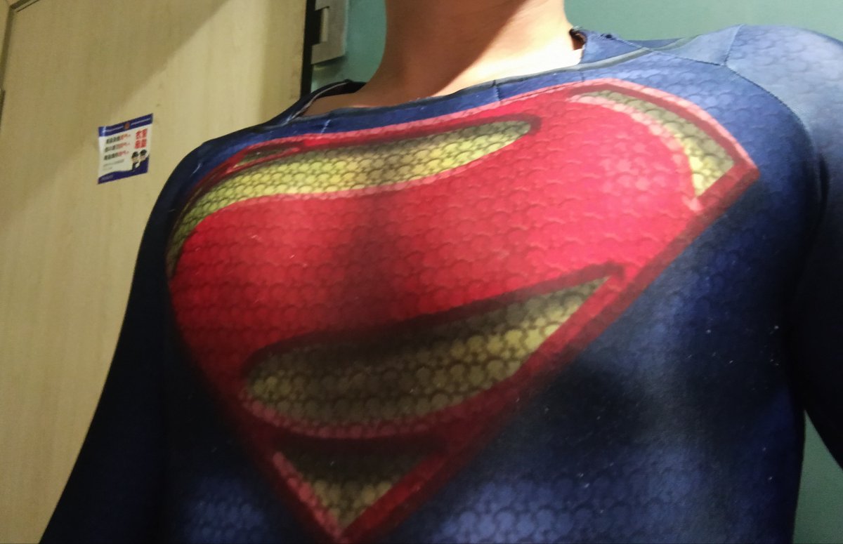 雷超人 tweet media