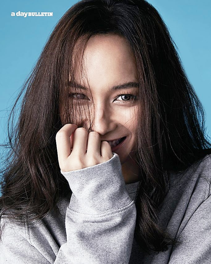 BeeFansite_'s tweet photo. 😁✨️

📷 Cr. #adaybulletin  The Conversation [12 Sep 2017] 
https://t.co/dyAtlDMVe9

#beenamthip #บีน้ำทิพย์ https://t.co/X1gBl7RJCO