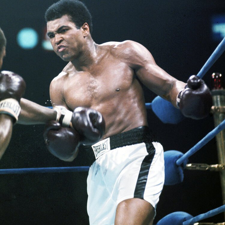 MuhammadAli's tweet image. “Ali’s got a left, Ali’s got a right, if he hits you once, you’re asleep for the night.” - #MuhammadAli 

#6CorePrinciples #Respect #Greatest #GOAT