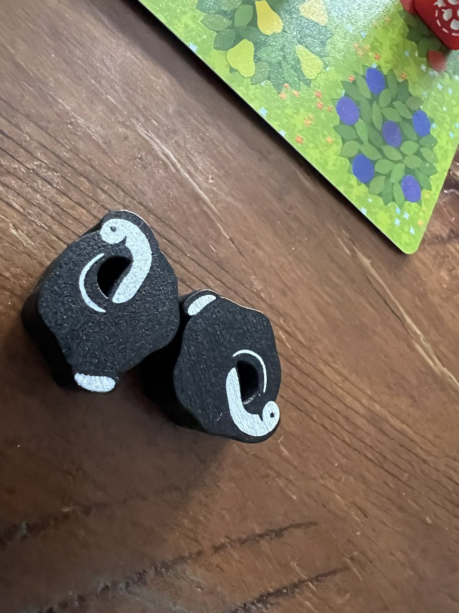 Solitaire fun today with new-to-me Orchard from <a href="/sideroomgames/">Dustin Culbertson</a>!  Plays in 10 mins and is a quick, fun brain teaser in a high quality slide box for easy storage and travel.  Score points for matching fruit. Perfect little vacation game for your morning coffee.