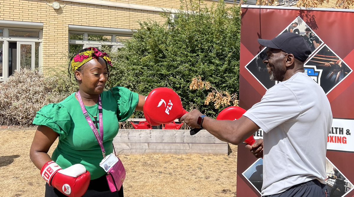 RagoobarRawle's tweet photo. It was all about connecting with staff, service users and families at the Lambeth well-being event with @LeilaLawton3 and @MeganSLaM_AP a fantastic afternoon! @ClairPollard @UmaSLaM_AP @SabrinaPh1llips @MaudsleyMatron @MaudsleyDoN @MaudsleyNHS @homewithdebbyc #SlaMstaffsupport https://t.co/Z5aqS2zIDm