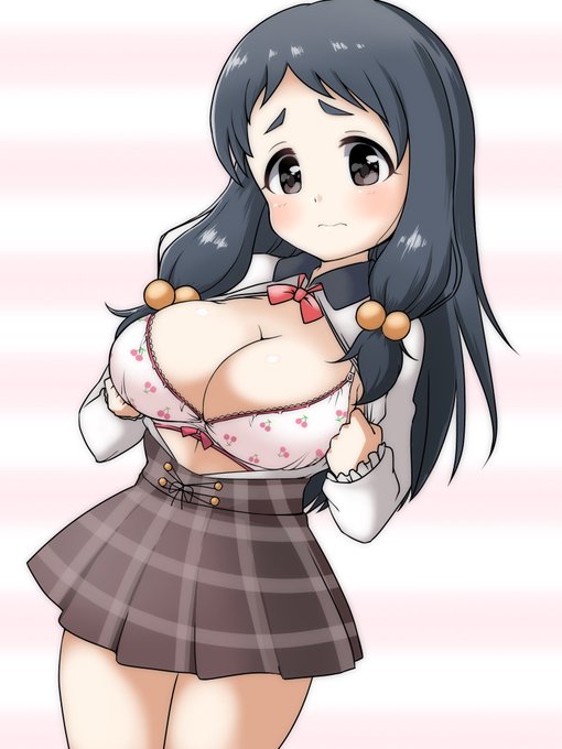 脱ぎ脱ぎくるみちゃん
さくらんぼ柄の下着、かわいい
かわいくない? 