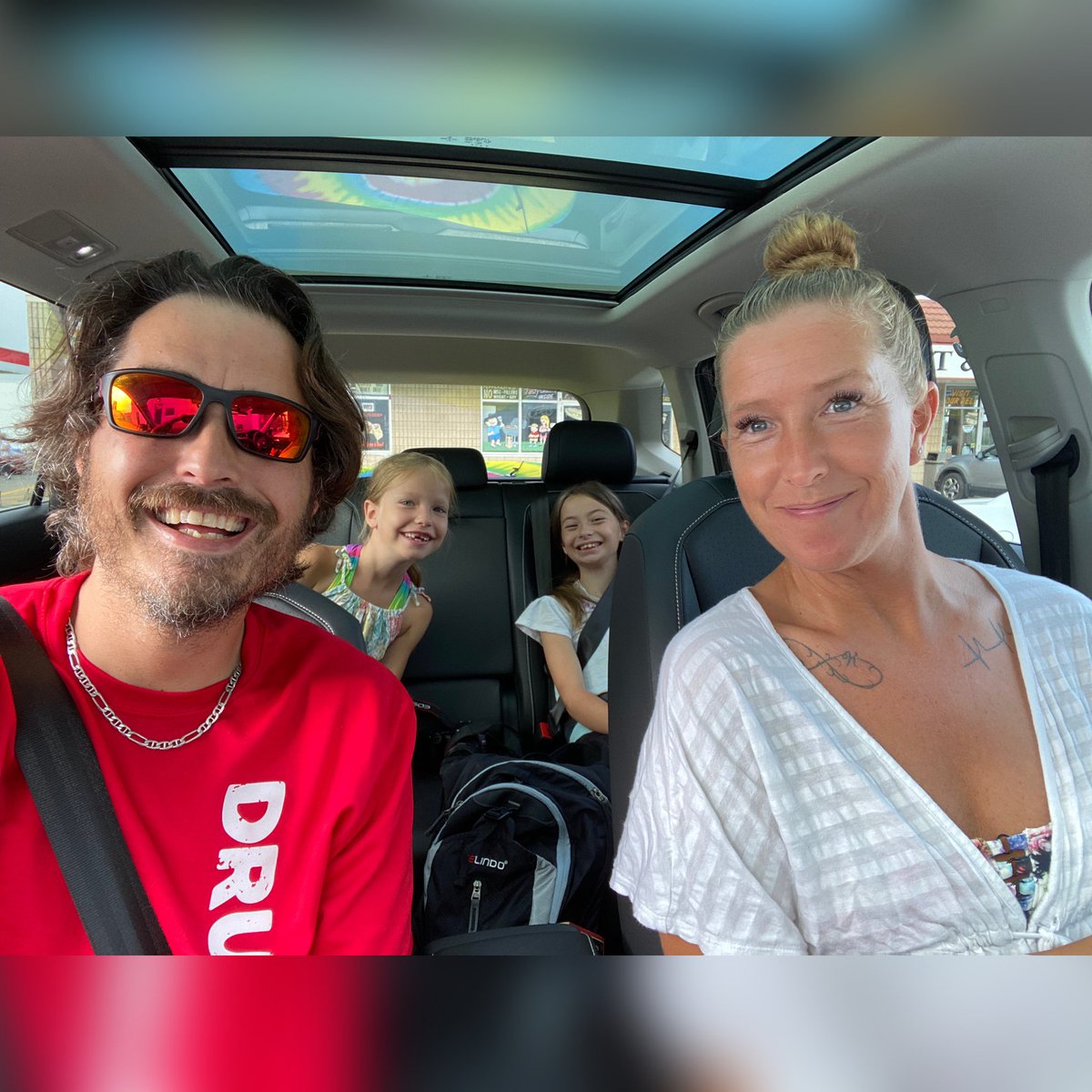 r_mitchell1223's tweet photo. Off to the beach we go…gonna be one heck of a day…
.
.
.
.
#Beach #Fun #BeachDay #FamilyTime #QualityTime #PortFranks https://t.co/IZnyJP0qFZ
