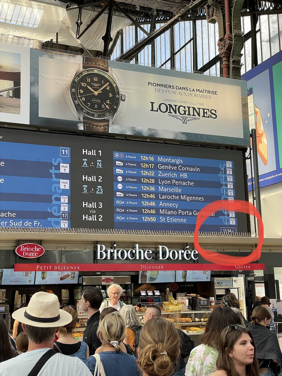 Rodolphe Pelosse (@monrod) on Twitter photo Bonjour la <a href="/GroupeSNCF/">Groupe SNCF</a> <a href="/SNCFVoyageurs/">SNCF Voyageurs</a> qui a pensé l’UX de votre tableau ? Et eu la bonne idée de mettre l’heure réelle dans un endroit invisible !!! en même temps, la notion d’horaire n’est plus un sujet clé pour la <a href="/SNCF/">❌</a> 😂😂 Bonjour la <a href="/GroupeSNCF/">Groupe SNCF</a> <a href="/SNCFVoyageurs/">SNCF Voyageurs</a> qui a pensé l’UX de votre tableau ? Et eu la bonne idée de mettre l’heure réelle dans un endroit invisible !!! en même temps, la notion d’horaire n’est plus un sujet clé pour la <a href="/SNCF/">❌</a> 😂😂