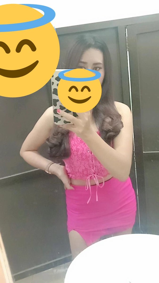 mila_mozza's tweet photo. Masih di karawang,,boleh dp nya buat luar kot yuk .
@Aryaalvarez77 @HananiaMozza @riski_felix123 https://t.co/ShZOyPK1Y2