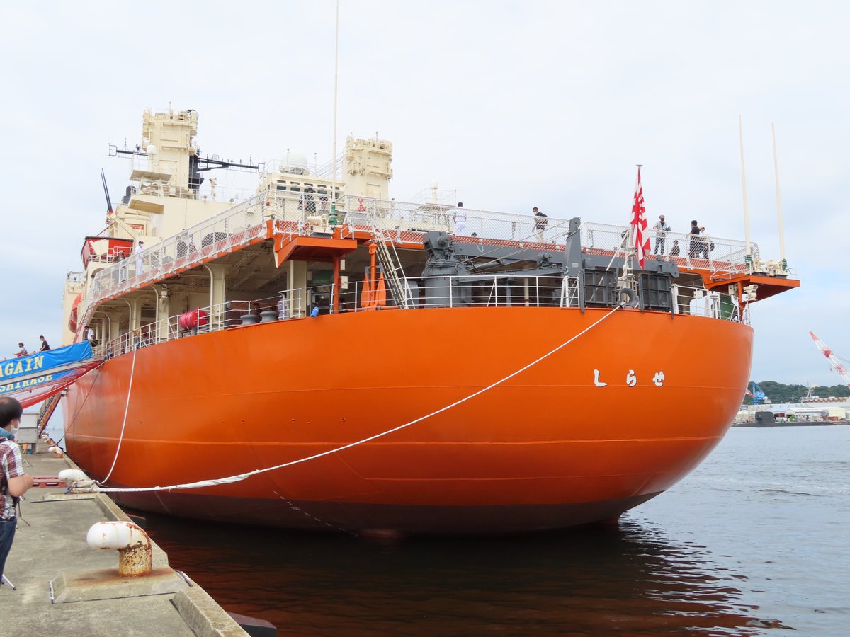 「今日は横須賀サマーフェスタに行ってきました!砕氷艦しらせに乗れました#横須賀サマ」|ニッカのイラスト
