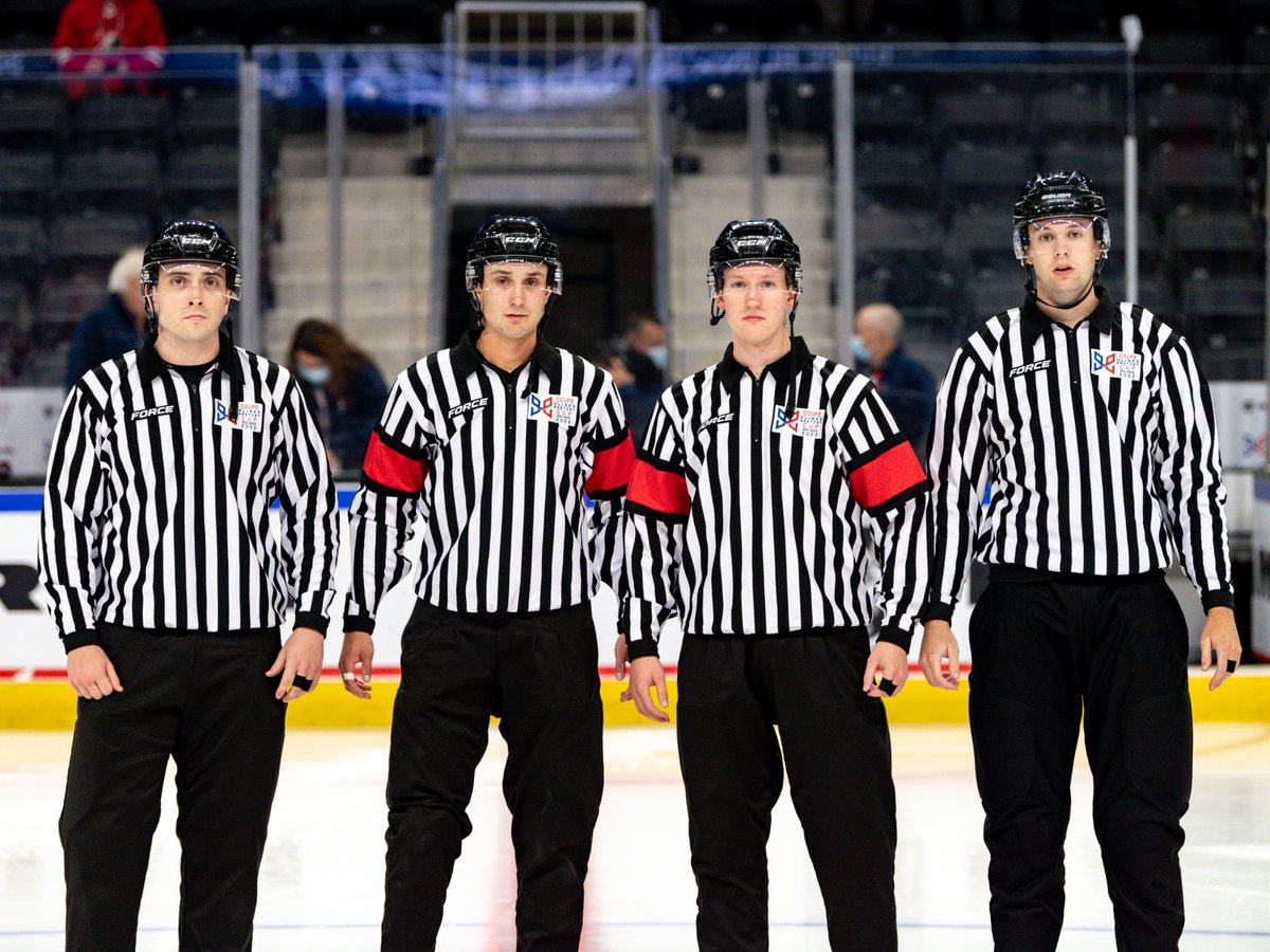 Congrats to the 4️⃣ officials selected for the #HlinkaGretzkyCup bronze game! 🦓
 
Referees:
⚫️ Graedy Hamilton (<a href="/BCHockey_Source/">BC Hockey</a>)
⚪️ Adam Forbes (<a href="/HockeySask/">Hockey Saskatchewan</a>)
 
Linespersons:
⚫️ Shawn Oliver (<a href="/HEOhockey/">Hockey Eastern Ontario</a>)
⚪️ Tim Plamondon (<a href="/BCHockey_Source/">BC Hockey</a>)