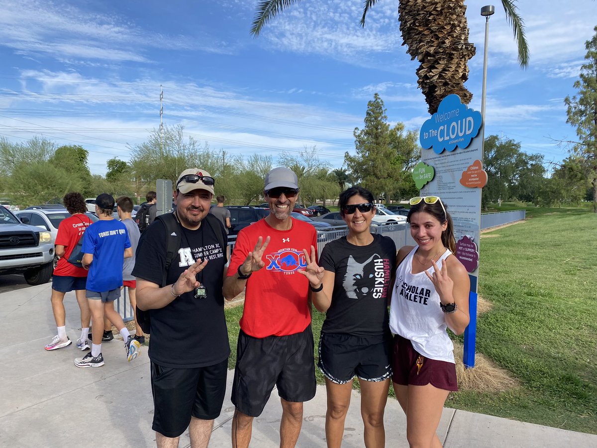 CoachPSchultz's tweet photo. It’s a @SunDevilTFXC thing. #coachthefuture #ForksUp https://t.co/51Y7JoX725