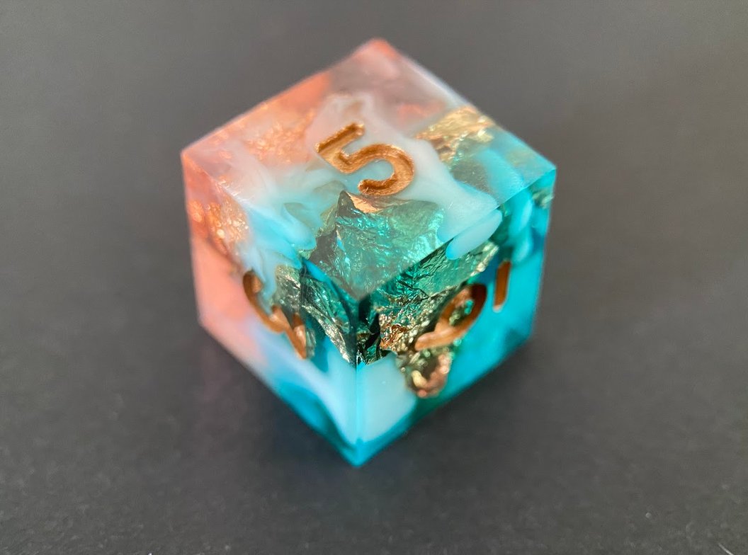 Poppy_Dice's tweet photo. Some of the sets that will be available during tonight (in 40 min) restock (link in bio) ✨ https://t.co/FmUm8tLv3D