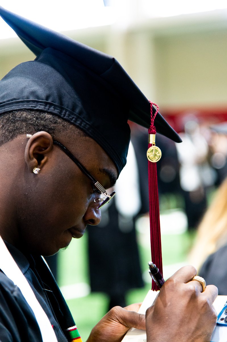 UA_HES's tweet photo. We're so proud of all our CHES August grads. You worked hard to get to this day. Congratulations! #YouDidIt #BamaGrad #ThisisHES https://t.co/2vWGAXSpTQ