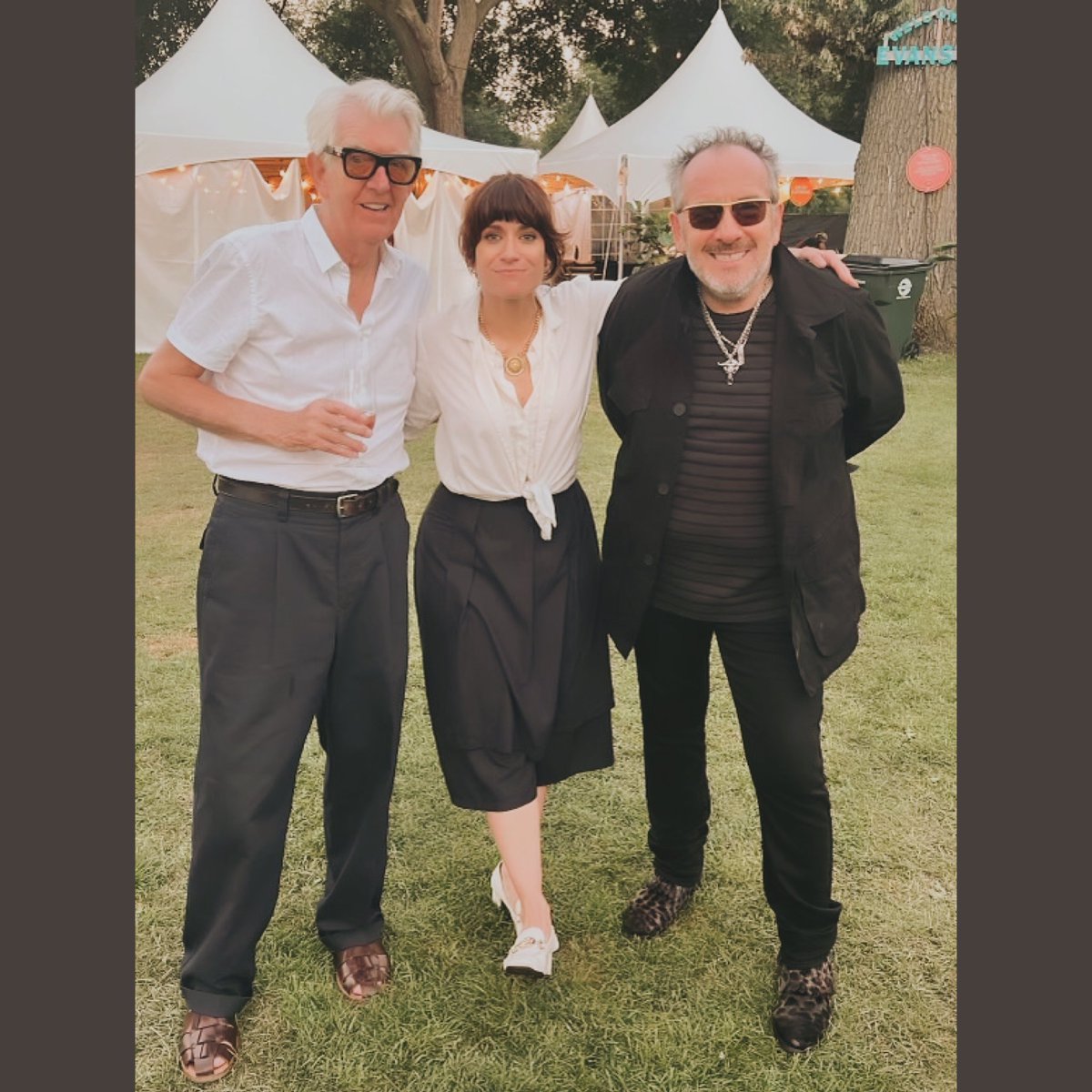 NicoleAtkins's tweet photo. Listen to this tweet. 
#nicklowe @ElvisCostello https://t.co/WQPeYcMudY