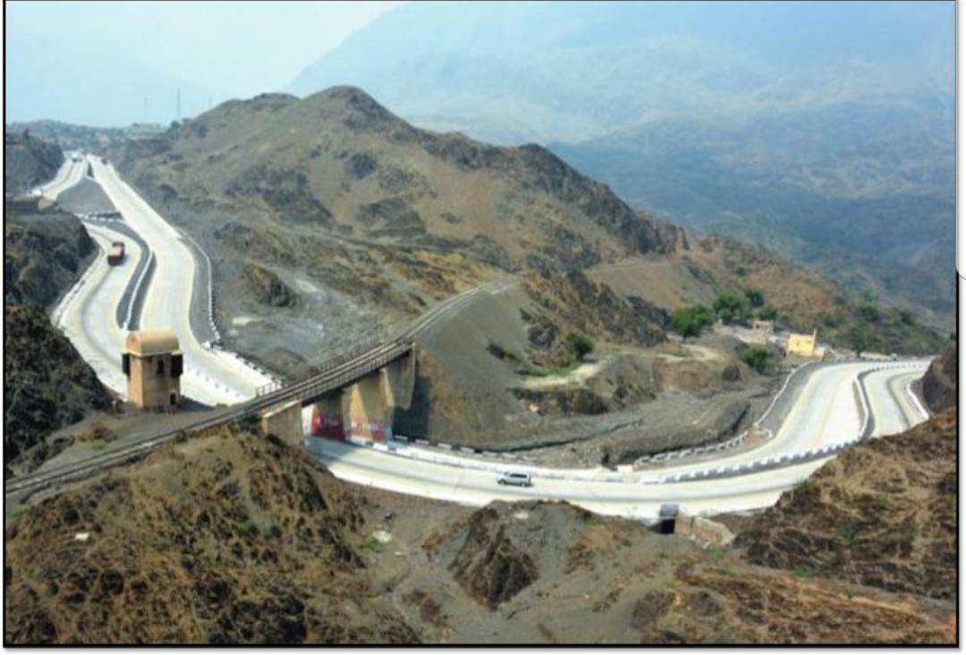 TheAam3r's tweet photo. FCKP North have also completed construction of large & small roads on a large scale to make the communication sys efficient in Khyber district. Work is going on rapidly in many areas on these projects so that commercial activities can continue smoothly.
#MyDevelopingKhyber https://t.co/1u5BXOR33P