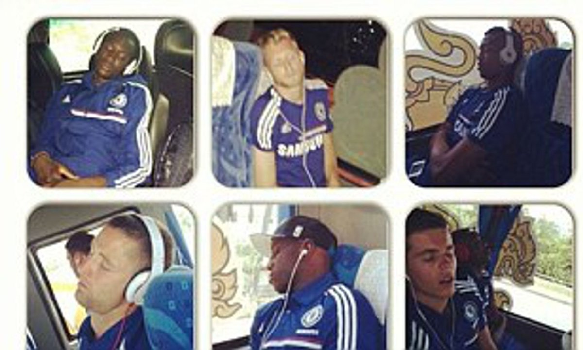 theftblcrew's tweet image. Football fans watching Chelsea vs Everton 😴💤