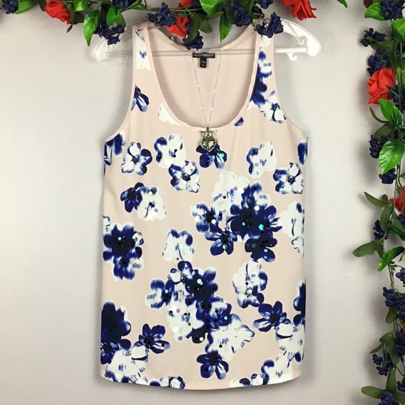 PhxKelly's tweet photo. So good I had to share! Check out all the items I'm loving on @Poshmarkapp from @KellyCoulson4 #poshmark #fashion #style #shopmycloset #express #lululemonathletica #gymshark: https://t.co/EVun3MO83l https://t.co/2BnnjDhOGq