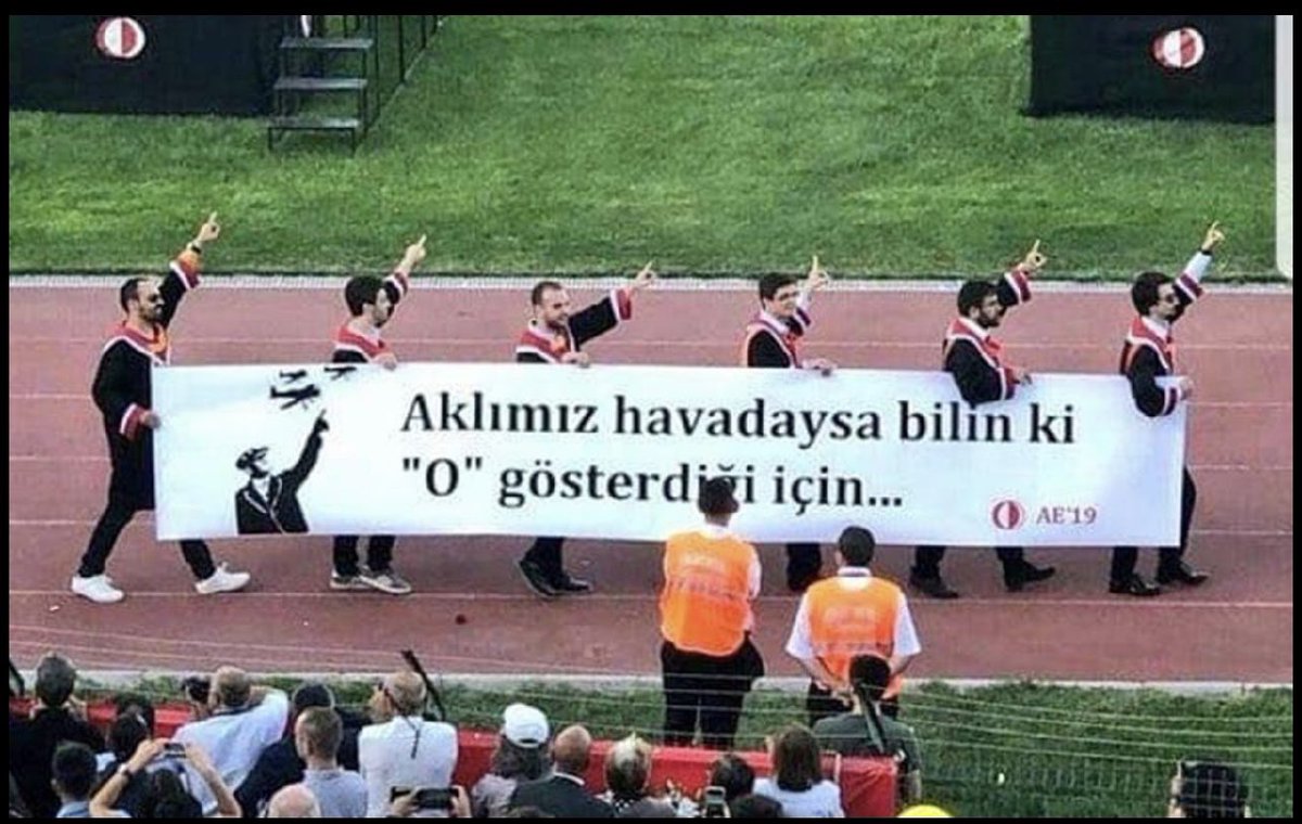 Mavi Servislerin Zeki Yolcuları…. ODTÜ’lüler. İşte Bu Ruhu Çok Seviyorum. Hatta hastasıyım:)) #odtuemezuniyet