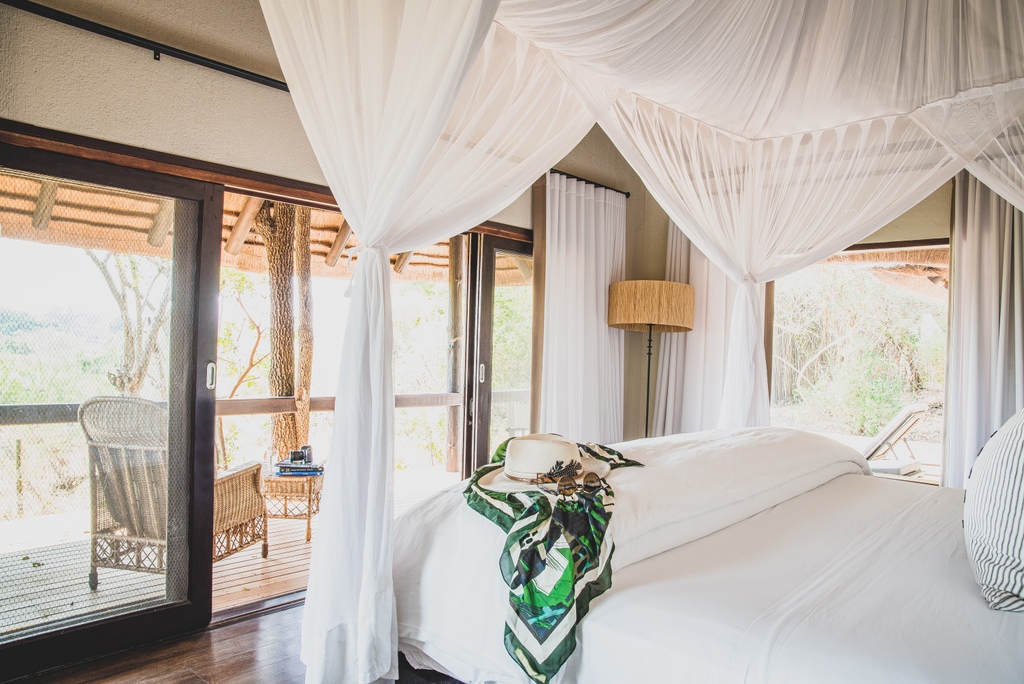 londolozi's tweet photo. In every detail from the swimming pools and contemplation salas (decks), the Ralph Lauren inspired decor, plaited leather beds, to the beautiful fabrics that eco sophistication of Africa, #treecamp provides a matchless showcase of excellence.
https://t.co/YxedSpTtnz
#safari https://t.co/pqgGks6jXZ