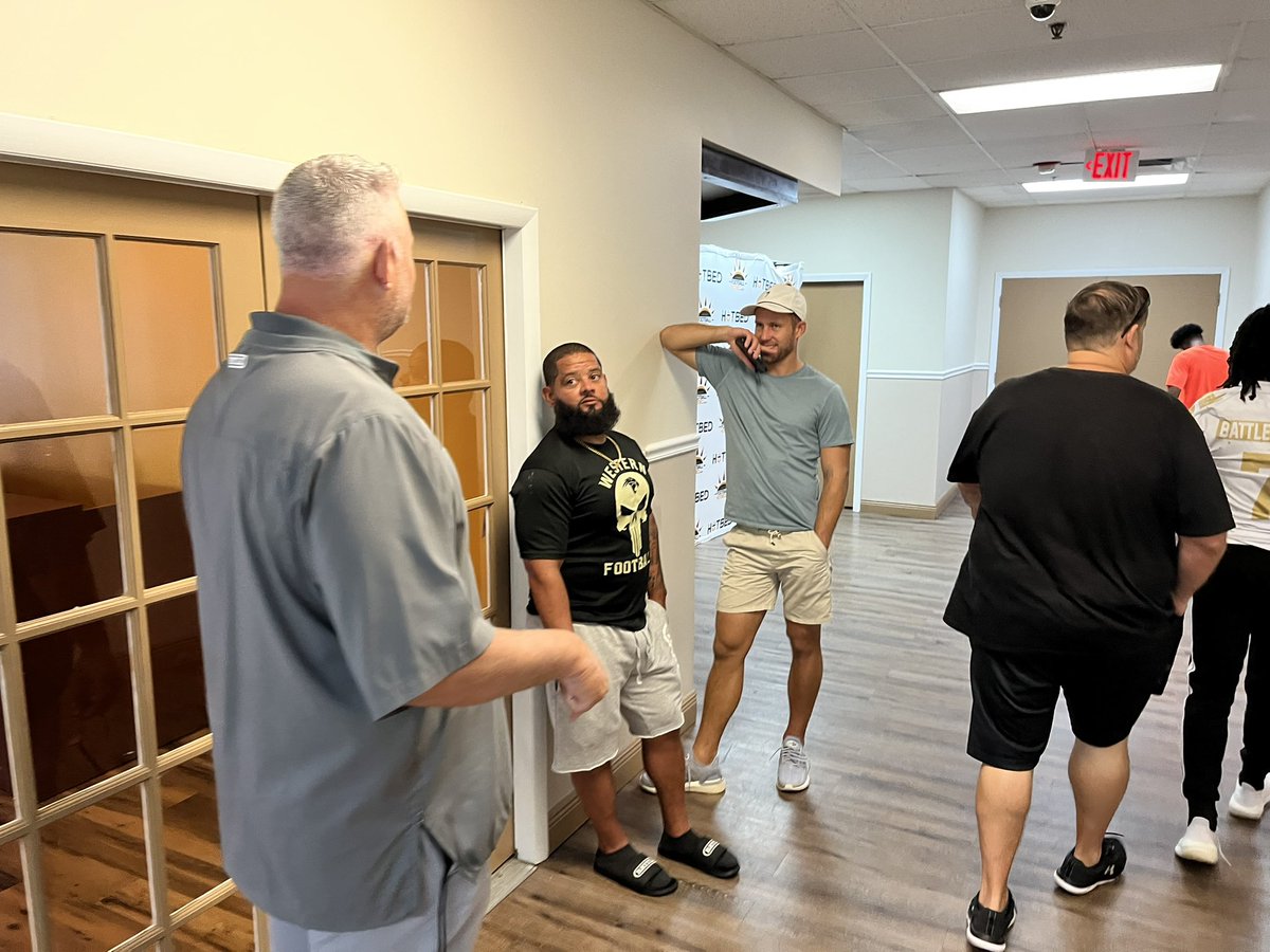 FootballHotbed's tweet photo. Coach @CoachRack75 and Western are on the move for 2022. #DavieStrong https://t.co/wesbBVSyG7