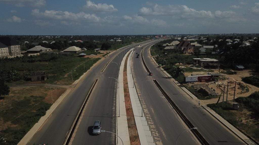mraniekanekah's tweet photo. The 9.5km, 10lane RingRoad Three Project- Idongesit Nkanga Avenue, is a product of a visionary Governor, Mr Udom Emmanuel, and executed by a homegrown contractor to become one of the best super highways in Nigeria.
Watch Channels Tv by 8:30pm
#CompletionAgenda
#UdomisWorking https://t.co/VBs1ZK8CtI