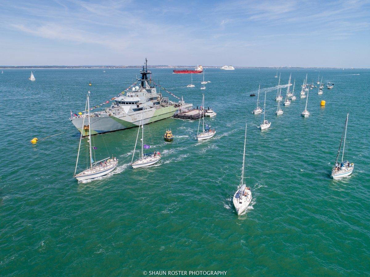 ShaunRoster's tweet photo. Having completed @cowes_week Guard Ship duties @RoyalNavy Offshore Patrol Vessel @hmssevern today welcomed HRH Anne, Princess Royal onboard to take the salute as hundreds of boats conducted a Sail Past to celebrate The Queen’s Platinum Jubilee. #HMSSevern #QPJ #PlatinumJubilee https://t.co/ySO7Q9iu6J