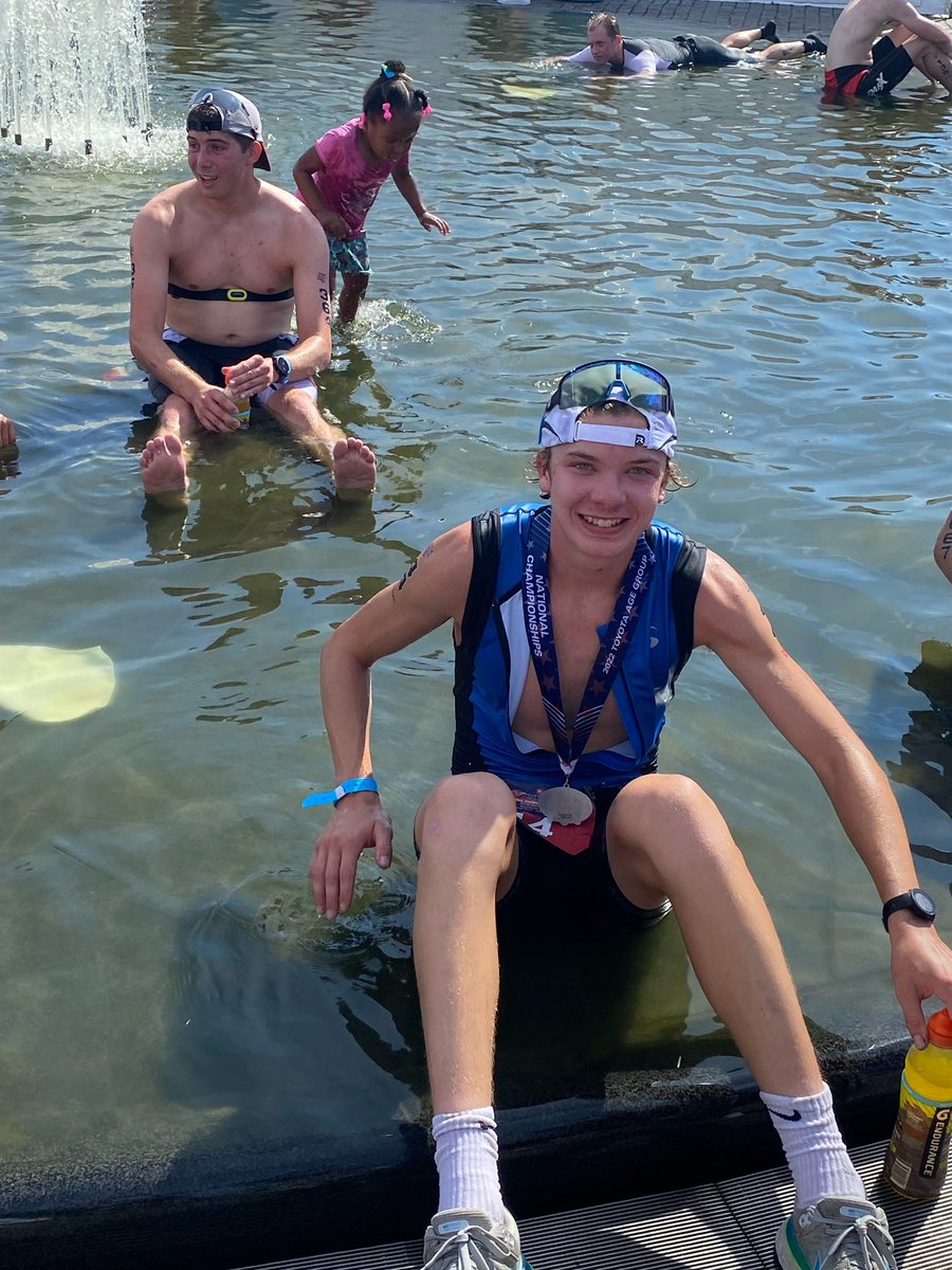 JuliePurschke's tweet photo. So pumped for this ALD warrior who set a goal of competing in triathlon ever since his Make a Wish Ironman trip.  AND he made it all the way to Milwaukee for the USA Triathlon age group Championships! This fierce competitor is my hero! 🏊🏻‍♀️ 🚴 🏃🏼‍♂️ 
#usatriathlon #knockoutald https://t.co/u8FgfaCtf3