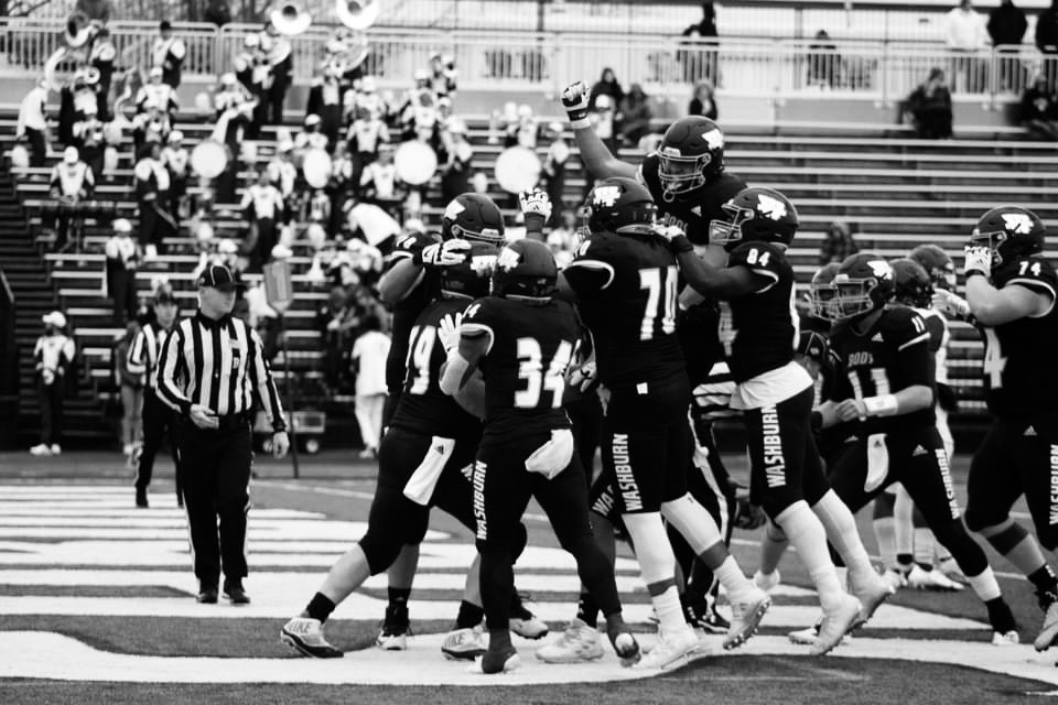 Run It 🔙🔂 Report Day is Here 🏈 The 2022 Season is Underway #GoBods🏈🎩