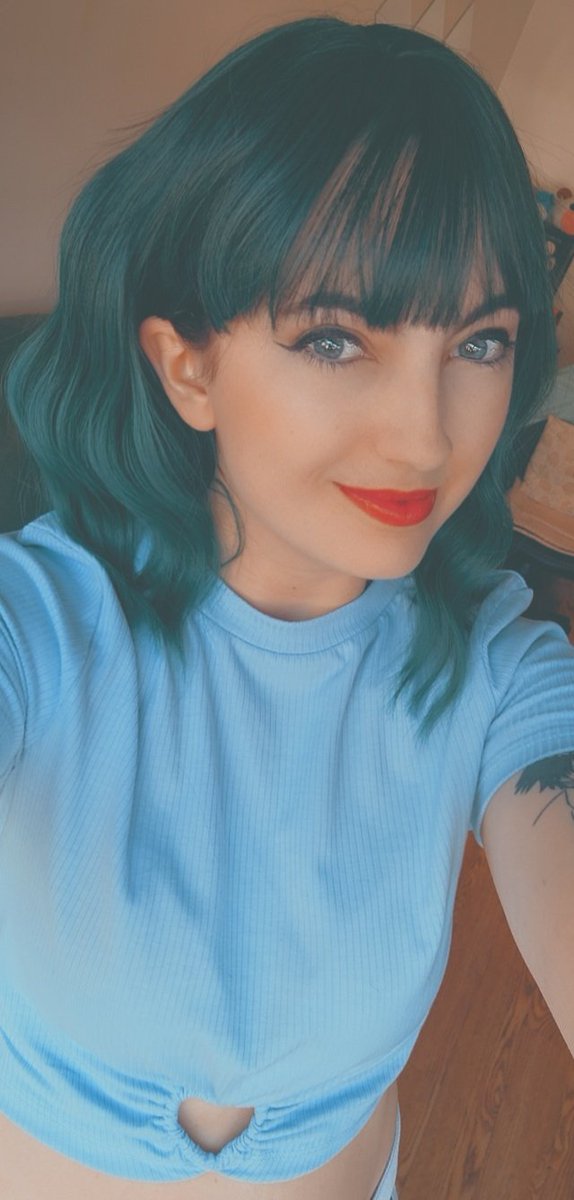 emmy_usagi's tweet photo. When you can't dye your hair "unnatural" colours for work... buy more wigs😌🙌

#cosplayer #wigtest https://t.co/12ceiNJiN8