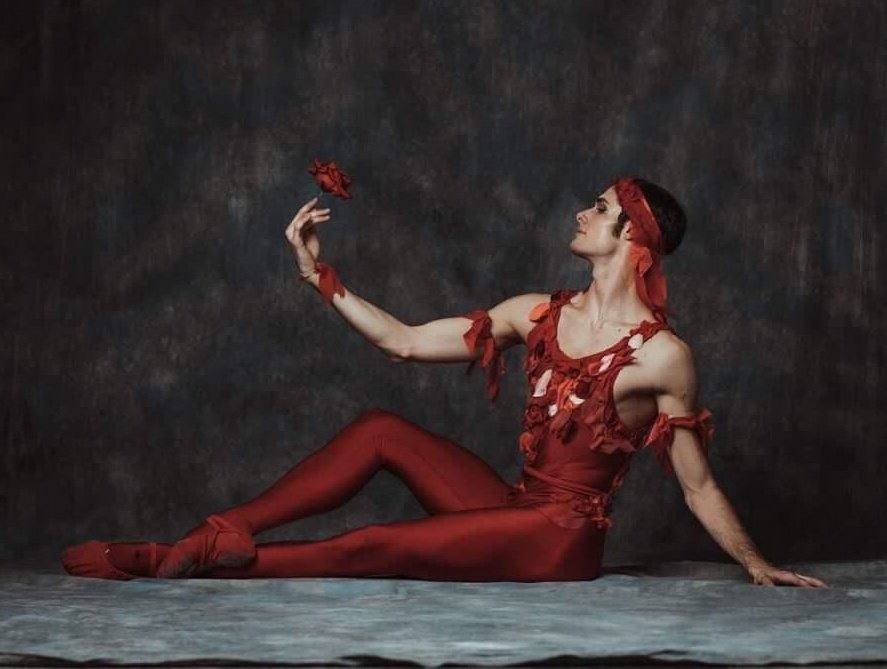 JEO6591's tweet photo. #BalletFascination #JacopoTissi by #AlexanderYakovlev https://t.co/eTXo8TAa2v