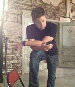 minidfrs's tweet photo. pov: вы зашли в фотогалерею Люцифера

#spn #supernatural #ducifer 
#deanwinchester #lucifer https://t.co/lKw0g5YyC3