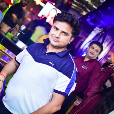 kapilagrawal7's tweet photo. #NewProfilePic https://t.co/XHPs6jiEbV
