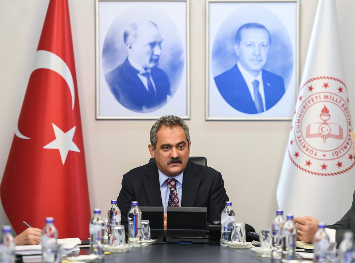 #eğitimdesonbiryıl

Bakanlığımızın 500 milyonluk yatırım desteğiyle ilimiz bünyesinde 26 Okul/Kurumun, yapım iş ve işlemleri başlatılmıştır.