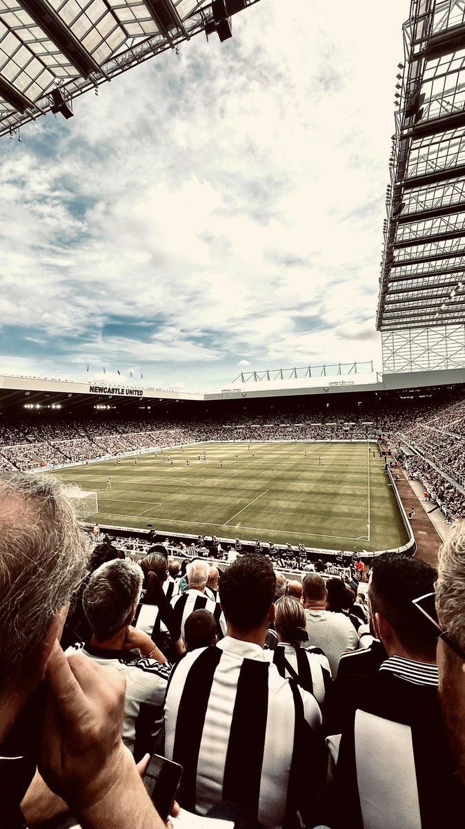 James Huntly tweet media