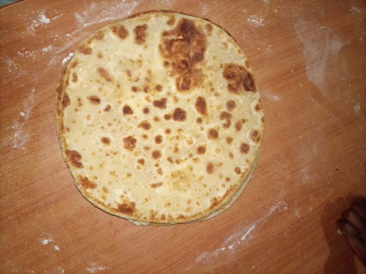 DaveNdururu's tweet photo. #Dadscancook This is what my daughter @Skylark and I were able to cook with a combination of #freshfry cooking oil and #soko home baking flour. Karibuni all and show your love. @RailaOdinga @MarthaKarua @Naomikibandi @MRSMuruguK. We are winning everywhere. https://t.co/a1kEdmu3yy