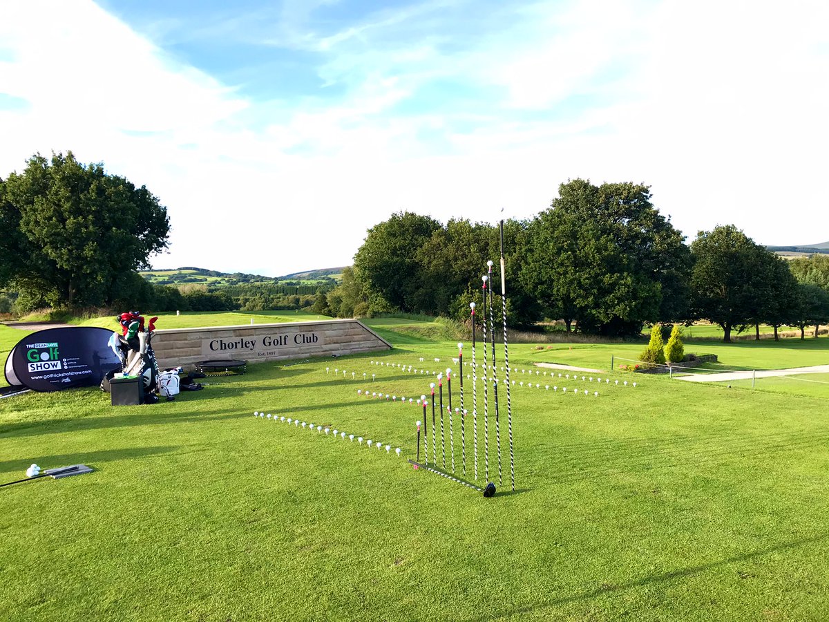 GolfTricks's tweet photo. Next stop @ChorleyGolfClub to entertain the members for captains day. Hope you all enjoy my #golftricks
#trickgolf #captainsday #trickgolf #letshavesomefun https://t.co/nB5lT7A3yB