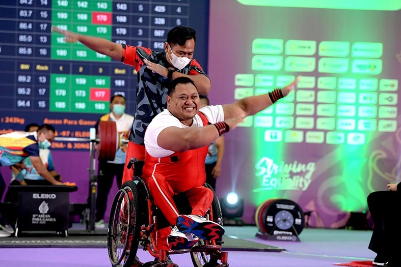 setkabgoid's tweet photo. Indonesia Raih Juara Umum ASEAN Para Games 2022

#KabarKabinet 

https://t.co/A2pPGkhRmM https://t.co/5XHZv13EkA