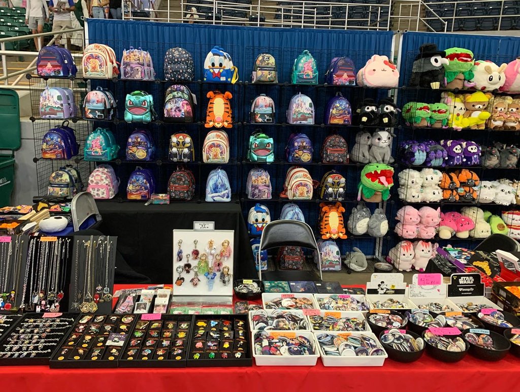 EpicGeekShop's tweet image. We are very happy to be back at Bell County Comic Con in Belton! Come and see us in Hall A coliseum!