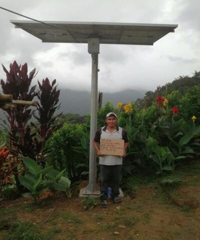 MoniVerdugo's tweet photo. 🔝Desde el @MinEnergiaCo resaltamos la #Entrega del proyecto de instalación de soluciones energéticas para 707 viviendas en Zonas No Interconectadas del Mcpio de El Tambo,@GobCauca, que contó con➕de $14.000 millones de Asignación para la Paz del @Regalias_gov. #VamosPorMás 💡👏🏼 https://t.co/1suPXrQWWR