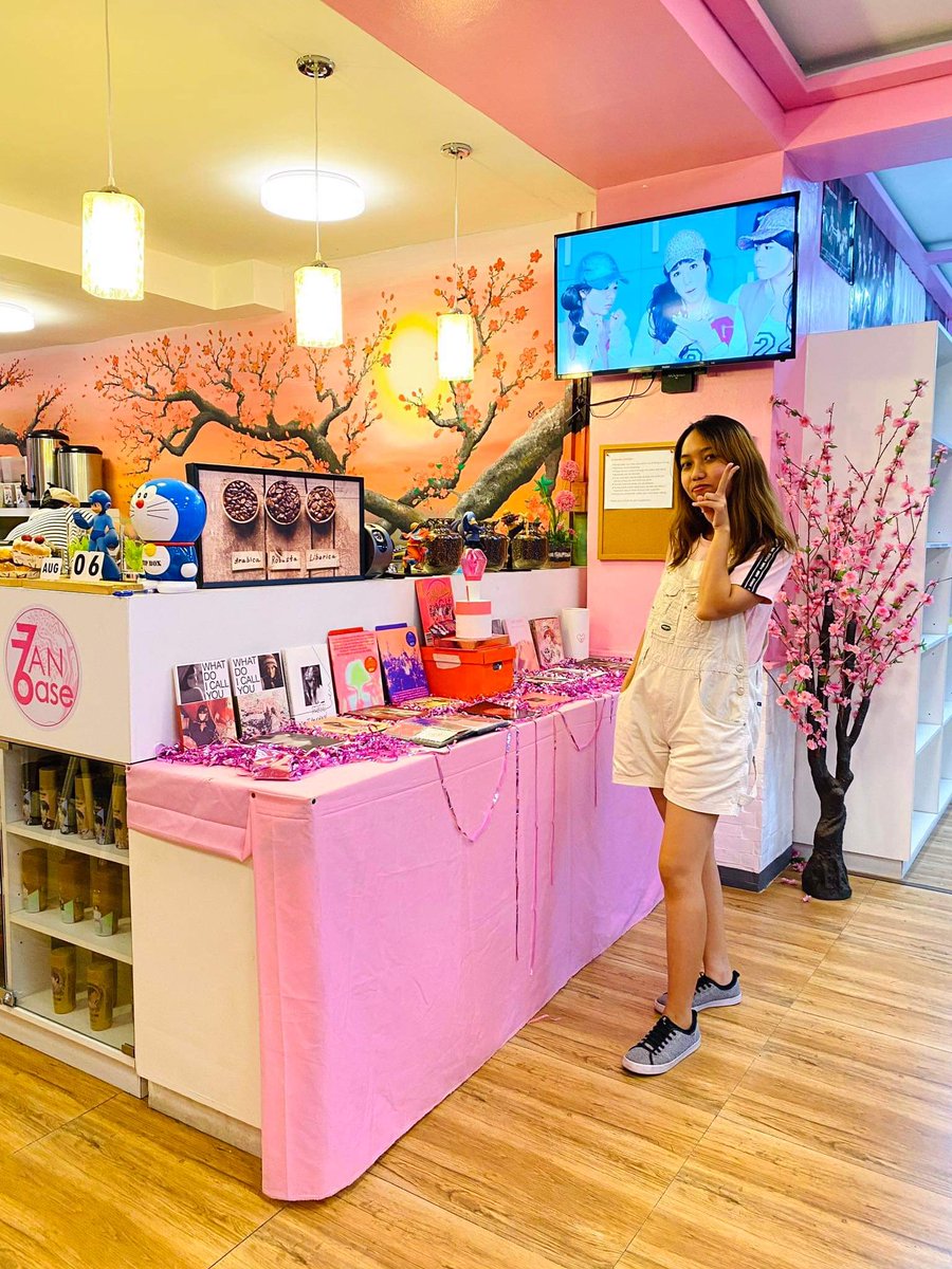 bluewiishclyn's tweet photo. 15 years with @GirlsGeneration ๐ first cup sleeve event with the best friend @manatadcamille ๐๐ปโจ
@theramenpond_tw
#์๋
์๋ #GirlsGeneration #Forever1 #CosmicFesta #EventsAtFanBase https://t.co/LQD9b0quN3